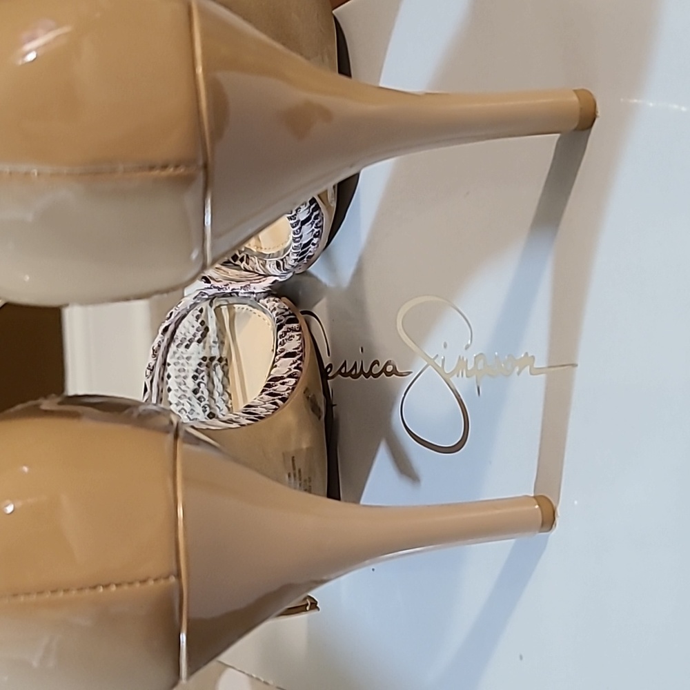 Jessica Simpson Women Heels - Picture 5 of 8